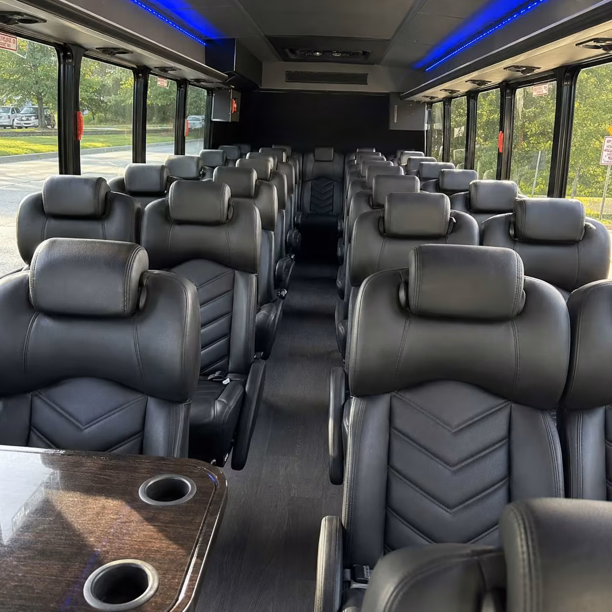 minibus and sprinter van airport transfers for smaller groups in prescott valley